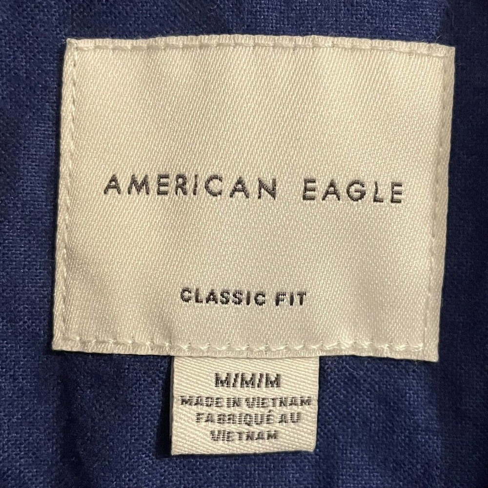 SOLD American Eagle Mens Medium Classic Fit Button Up Shirt Blue Oxford NWT C… - Picture 6 of 10